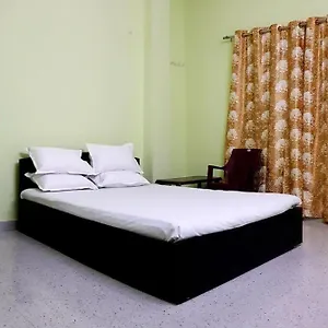  Bed & Breakfast Rn Residency