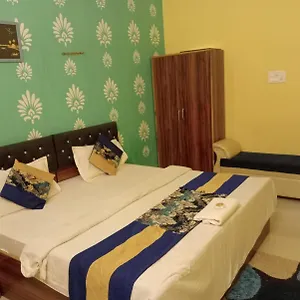  Bed & Breakfast The Gangotri